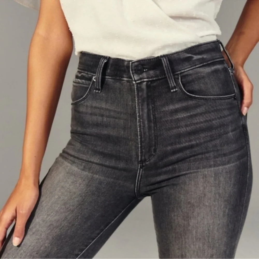 Abercrombie High Rise Super Skinny Gray Black Jean 8R /29